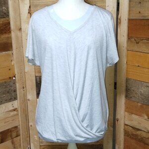 Women Cap Sleeve Rounded V-Neck lght gray top Tangerine. XL/XG. EUC.